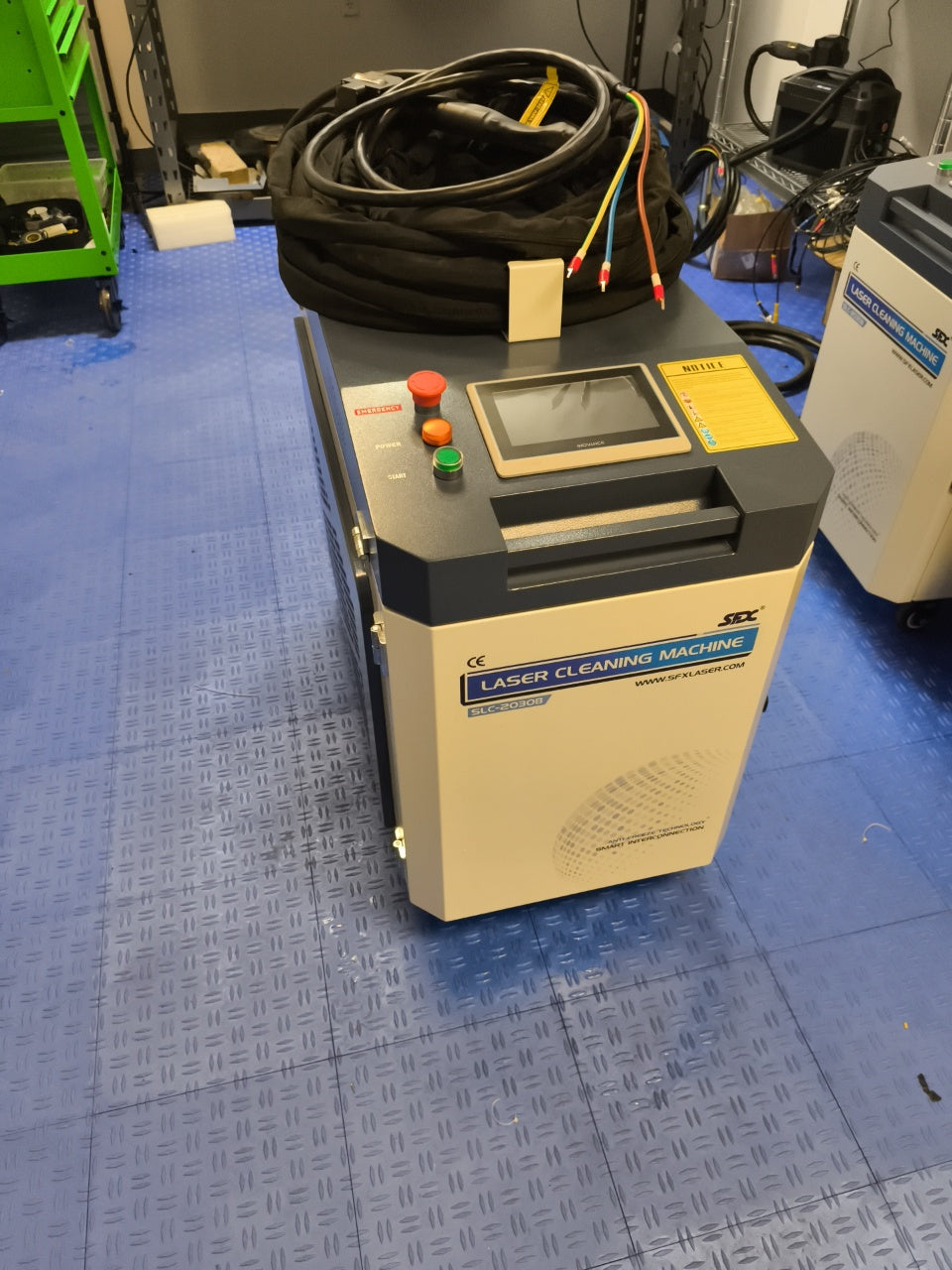 Used SFX SLC 2000W IoT Fiber Laser Cleaner with Double-Wobble Technology, 270*60mm Wide Scan & Anti-Freeze System for Rust, Paint and Oil Removal SLC-2030B