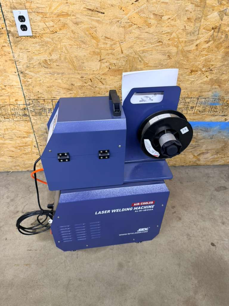 Used US STOCK SFX Laser Welding Machine ALW-1200A Portable Air-Cooled Handheld Laser Welding Machine – Compact, High-Performance Welding with Integrated Wire Feeder & Customizable Settings