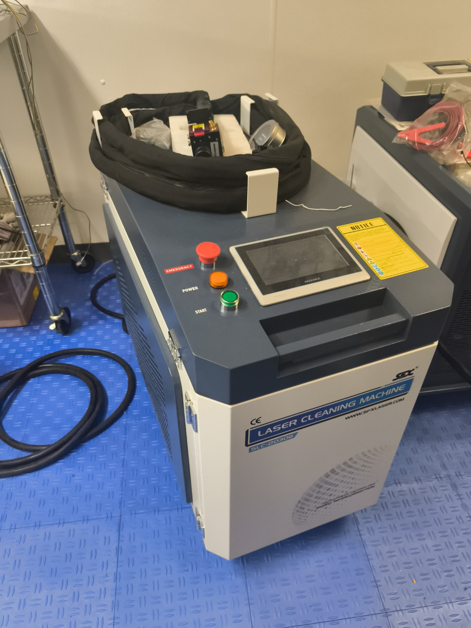 Used SFX SLC 2000W IoT Fiber Laser Cleaner with Double-Wobble Technology, 270*60mm Wide Scan & Anti-Freeze System for Rust, Paint and Oil Removal SLC-2030B