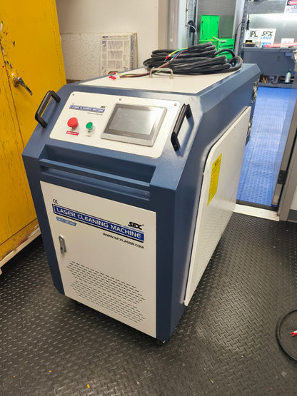 Used SFX Laser Rust Removal 3000W Laser Cleaning Machine 400mm Cleaning Rust & Paint Removal with Smart Control & Anti-Freeze Systemfor Rust Oil Paint Remover SLC-3040